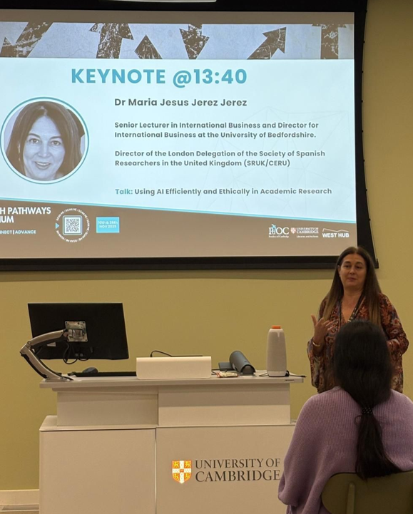 Uso Eficiente y Ético de la IA en Docencia e Investigación – Profesora María Jesús Jerez